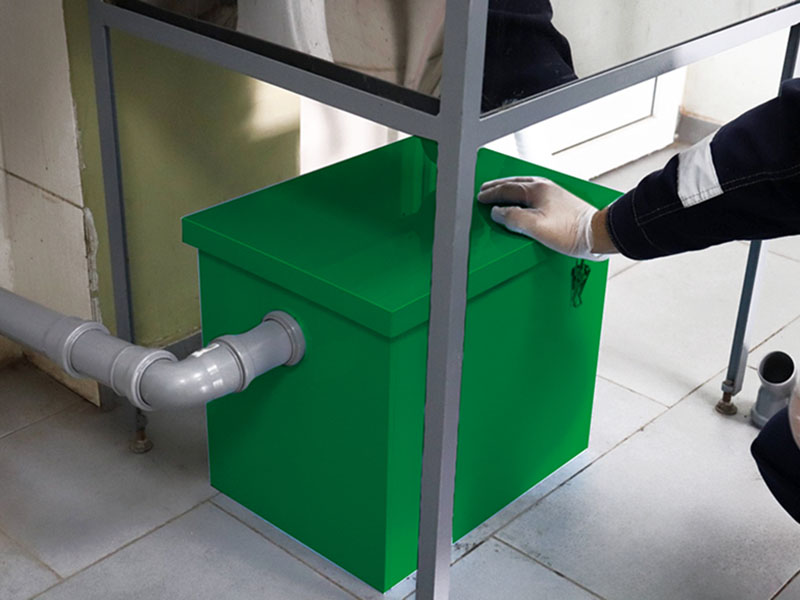 Как установить жироуловитель под мойку правильно: пошаговое руководство